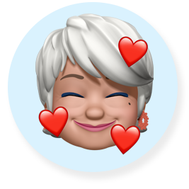 Memoji sorridente di una donna anziana con i capelli corti e bianchi